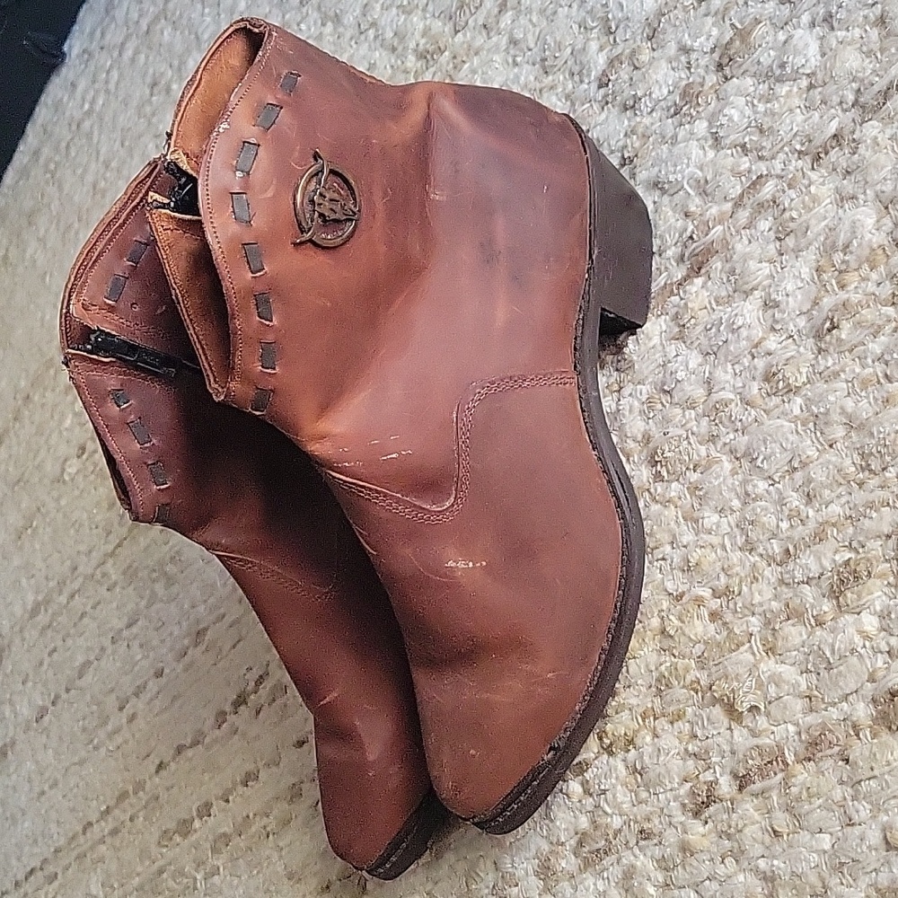 Leather Capezio boots